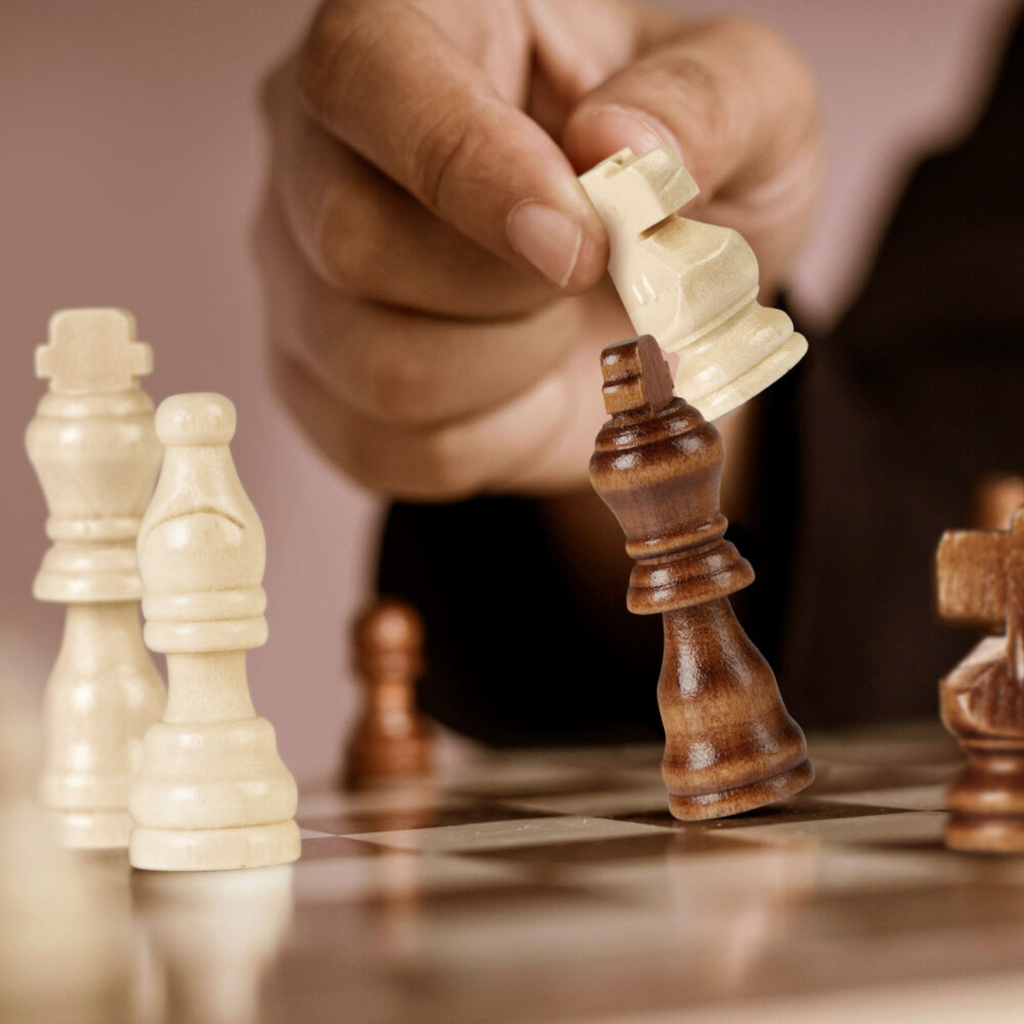 Ajedrez & Damas & Backgammon™ – Tres Clásicos de Estrategia en un Solo Juego
