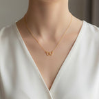 LoveLink™ – Collar Doble Corazón Entrelazado