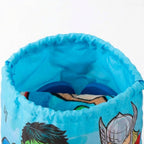 AVENGERS Hero™ – Pack Infantil Playa Toalla + Mochila + Gorra · Marvel®