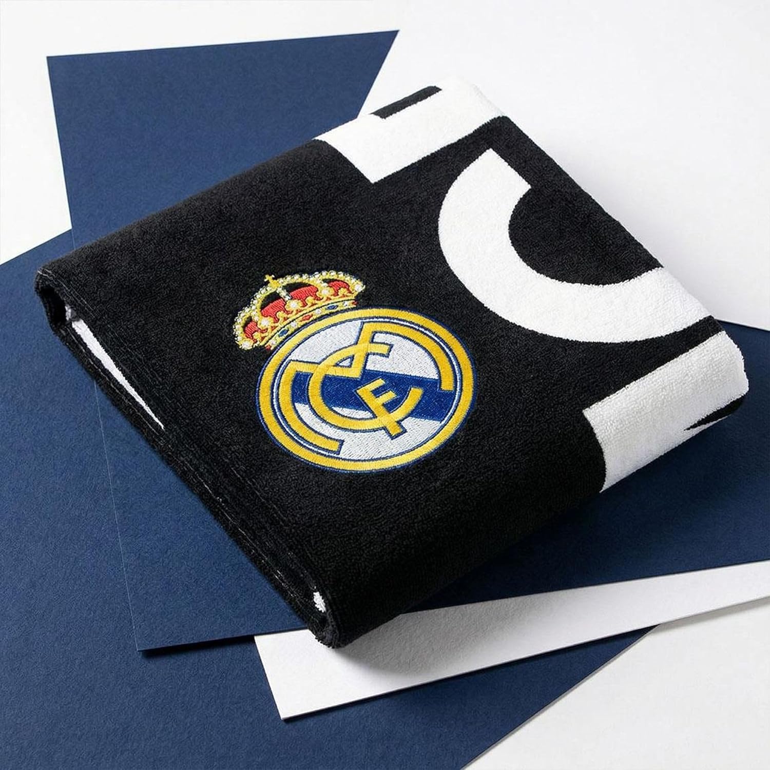 Real Madrid Champions™ – Toalla Microfibra Oficial Real Madrid®