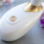 LiftGlow™ Pro – Masajeador Reafirmante Facial y Cuello con Efecto Lifting