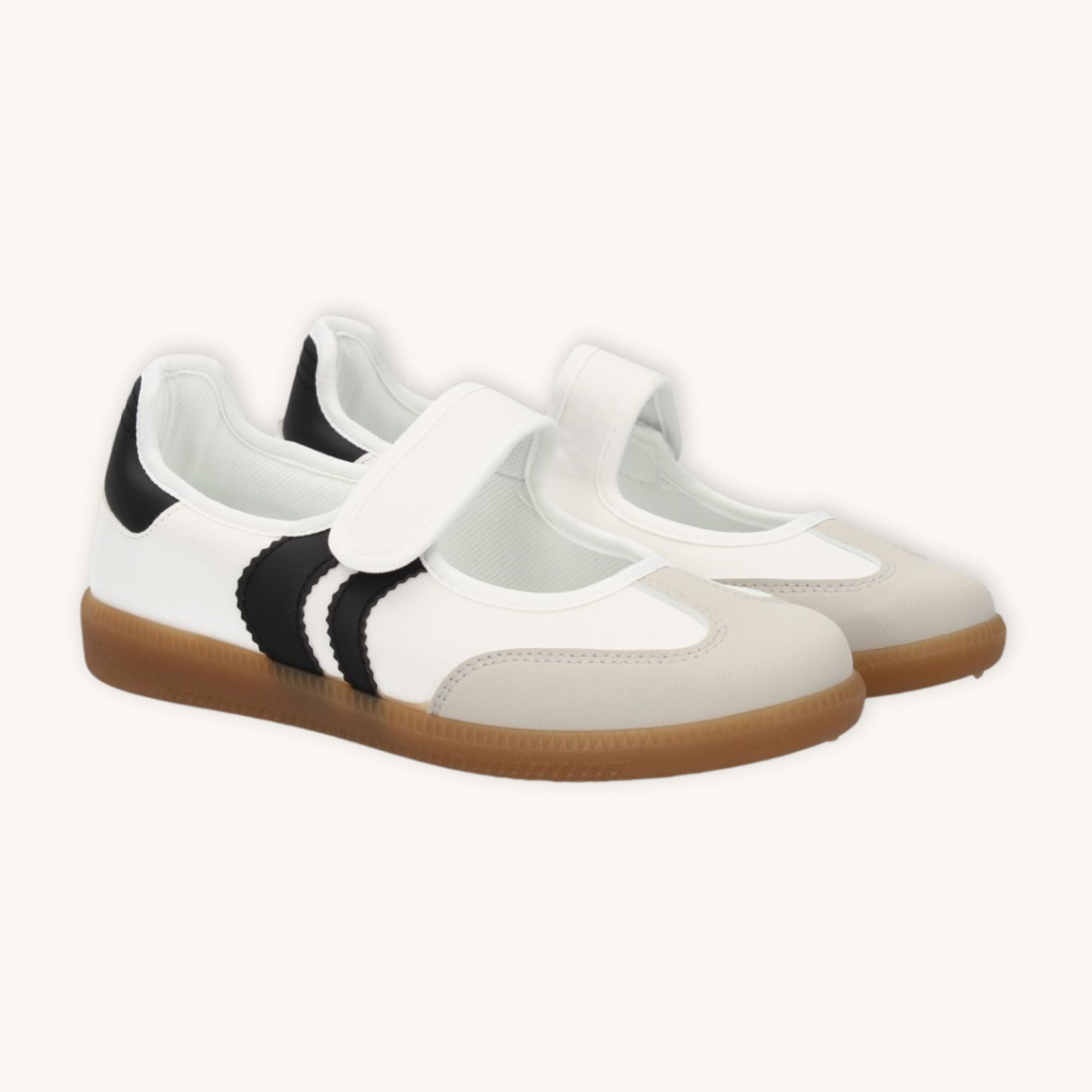 NERIA — Mercedita casual deportiva