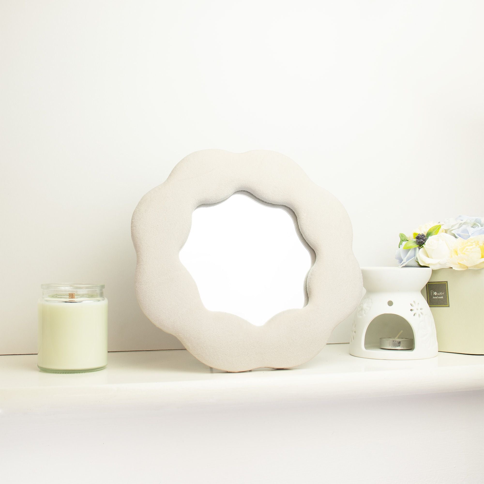 CloudSoft Mirror™ – Espejo Acolchado Pastel collection