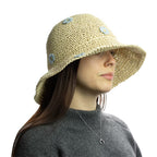 Daisies™ – Sombrero de Paja con Flores Cosidas