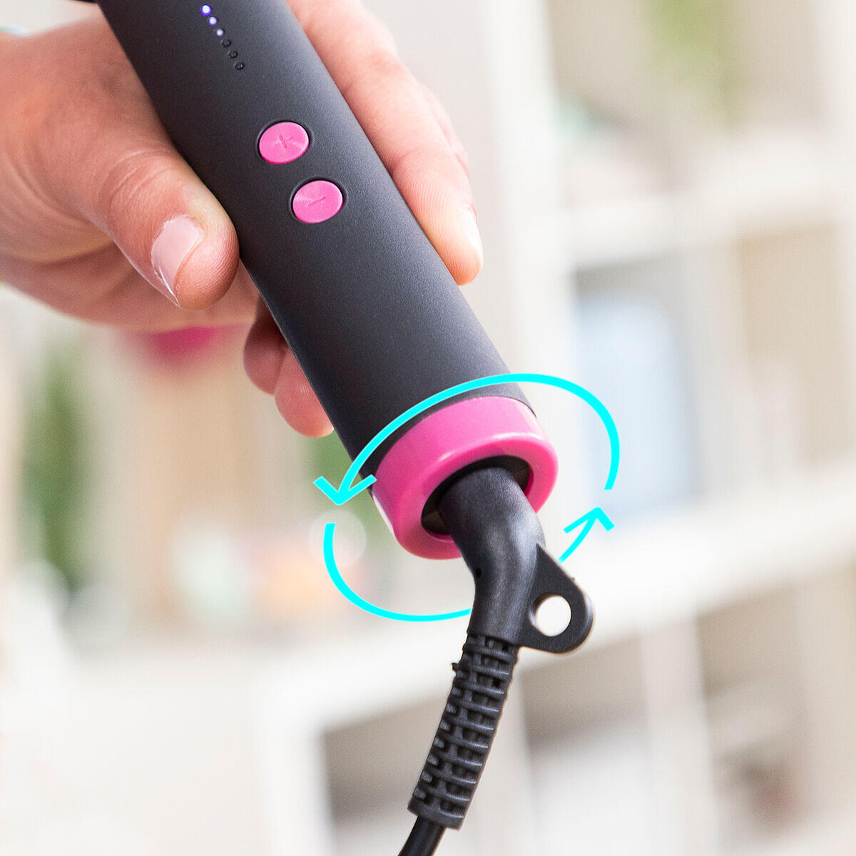Cestrus™ – Escova Alisadora de Cerâmica Profissional