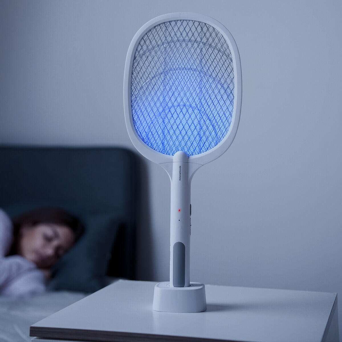 Elecfly™ – Raqueta Matainsectos Recargable con Luz UV 2 en 1