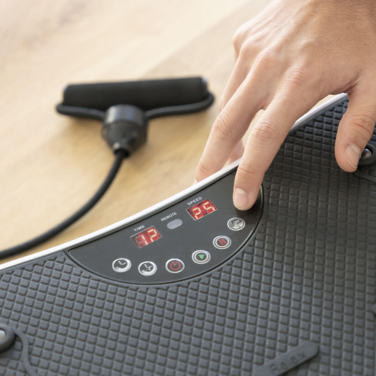 VybeForm™ – Vibrating Training Platform with Accessories and Fitness Guide